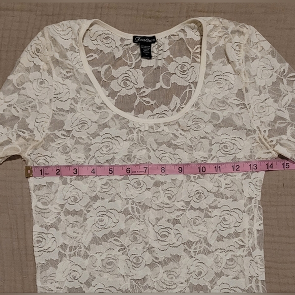 Feathers White Floral Lace Long Sleeve Size Small - Picture 5 of 8